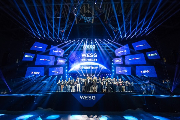 浓厚的家庭 浓厚的家庭