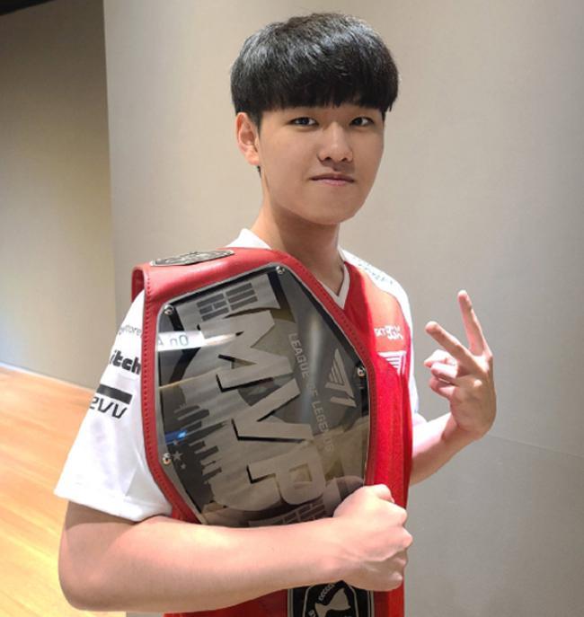 化象征性 化象征性